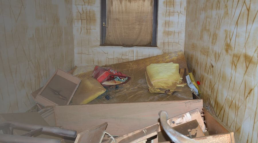 Why choose water damage restoration service for burst pipe water damage in Provo